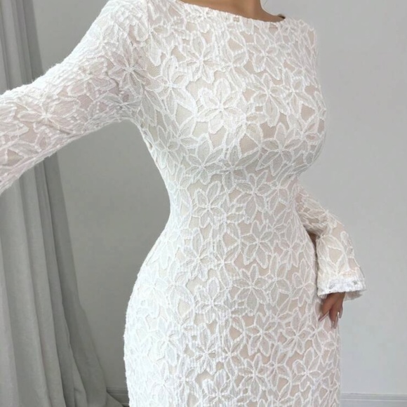 White dress sz M - Picture 3 of 8